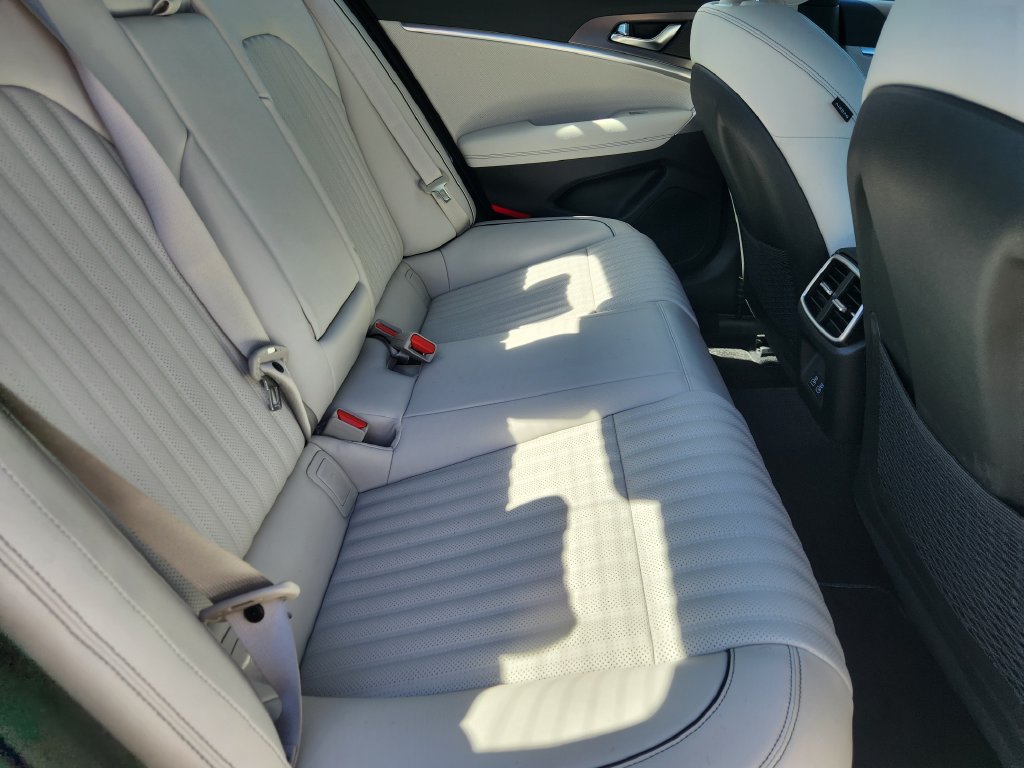 New 2026 Genesis G70 3.3T Sport Prestige AWD/4WD image 32