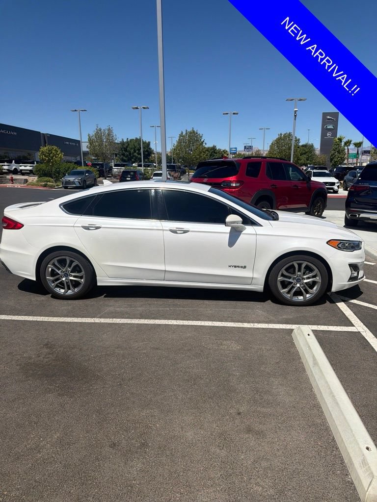 Used 2019 Ford Fusion Titanium FWD image 2