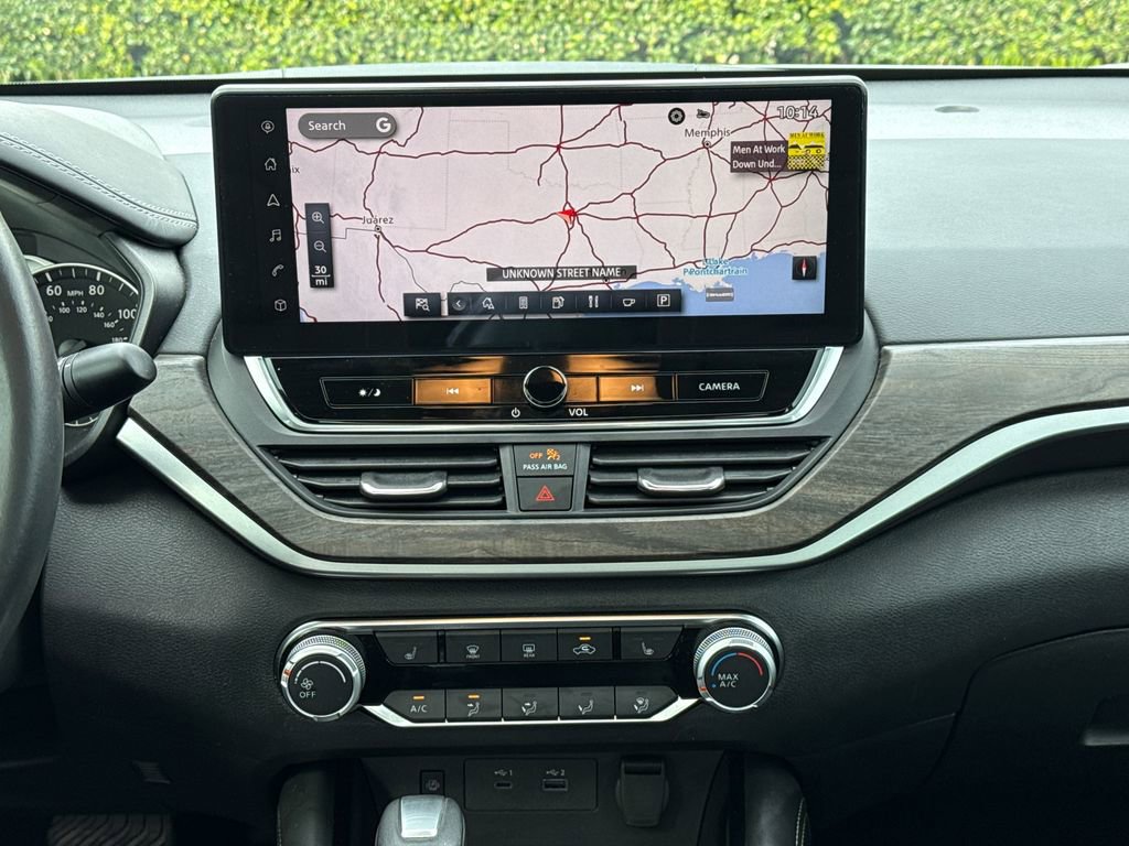 Used 2024 Nissan Altima 2.5 SV w/ SV Premium Package image 15