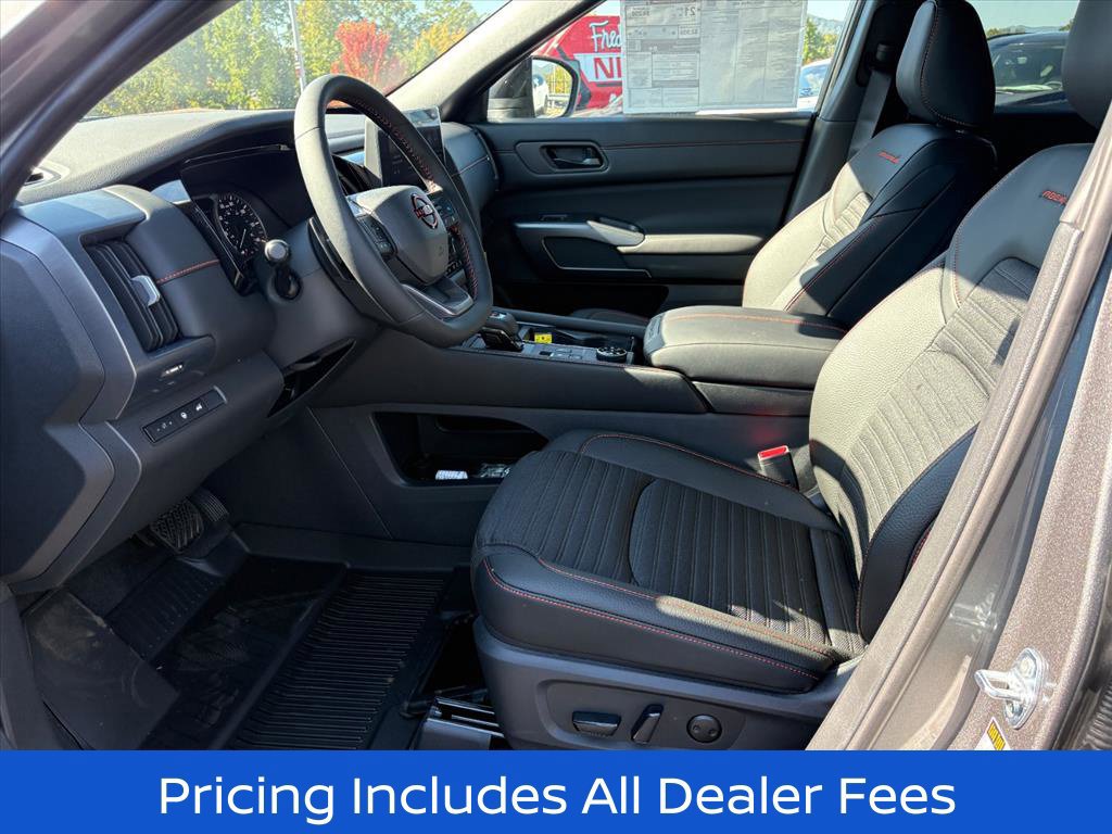 New 2026 Nissan Pathfinder Rock Creek AWD/4WD image 16