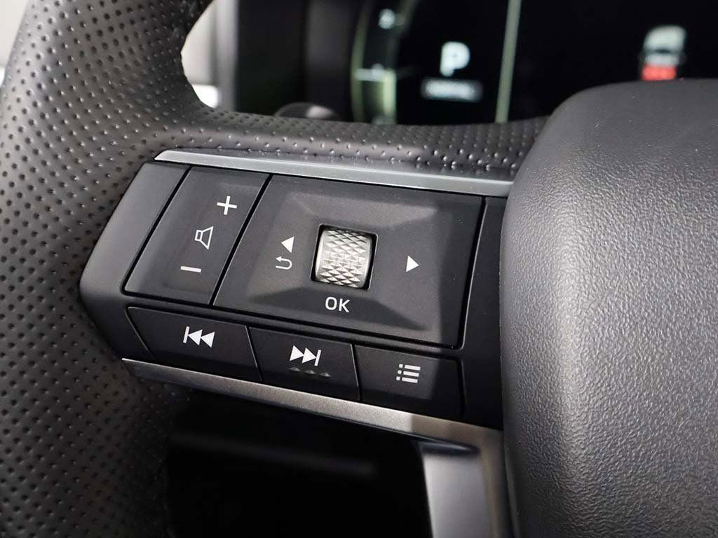 New 2025 Mitsubishi Outlander SE AWD/4WD image 42
