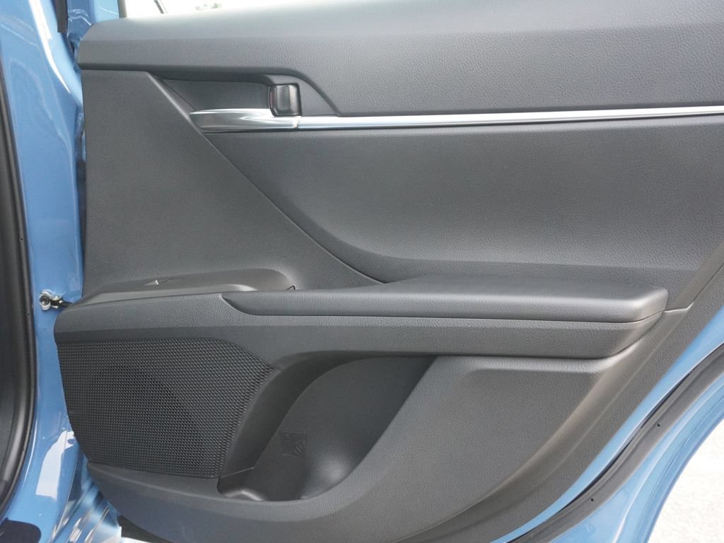 Used 2024 Toyota Camry SE FWD image 19