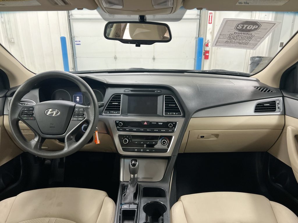 Used 2016 Hyundai Sonata SE FWD image 10