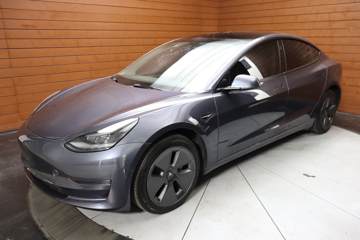 Used 2021 Tesla Model 3 Standard Range Plus RWD image 5