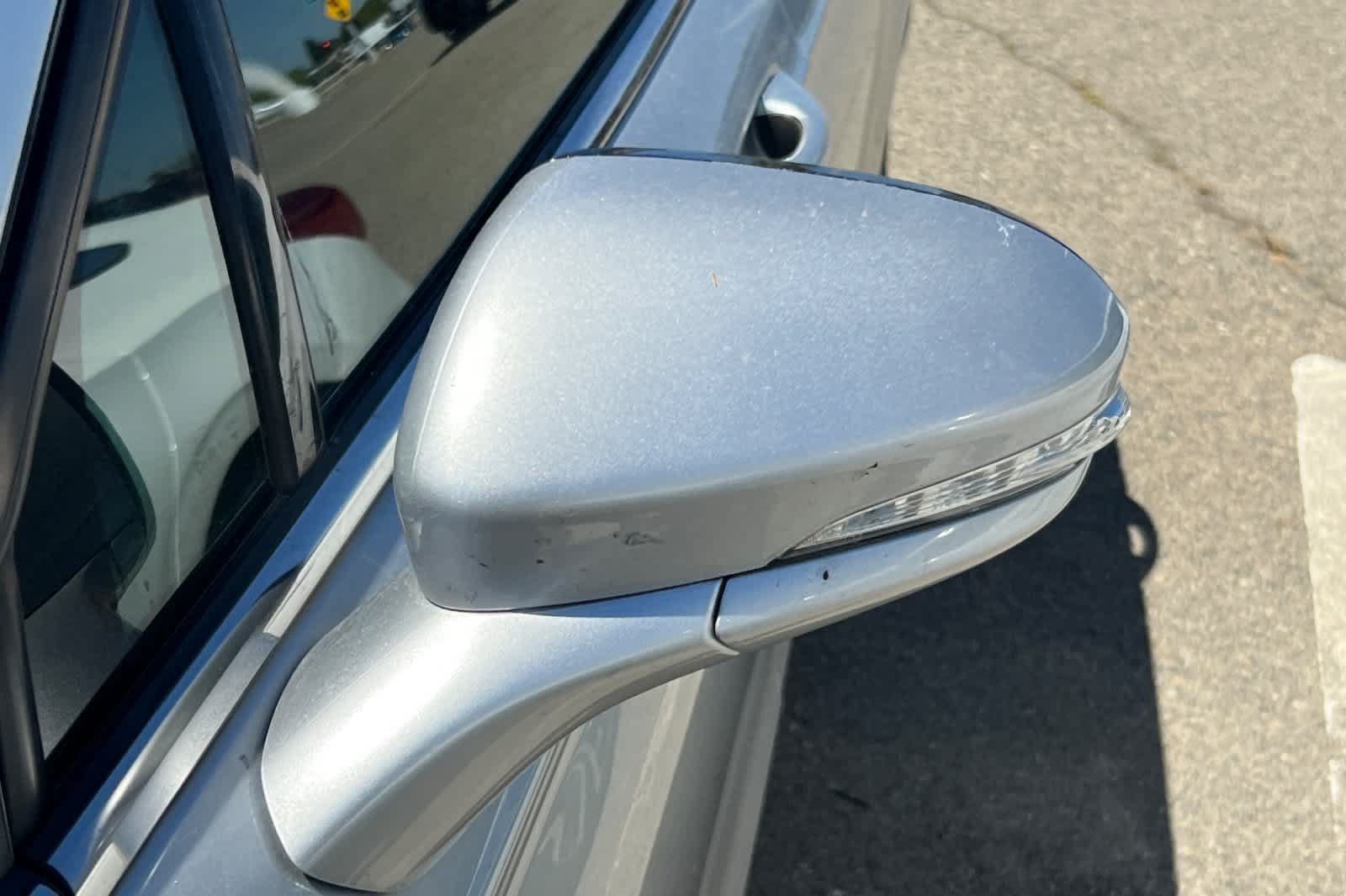 Used 2016 Ford Fusion SE FWD image 9