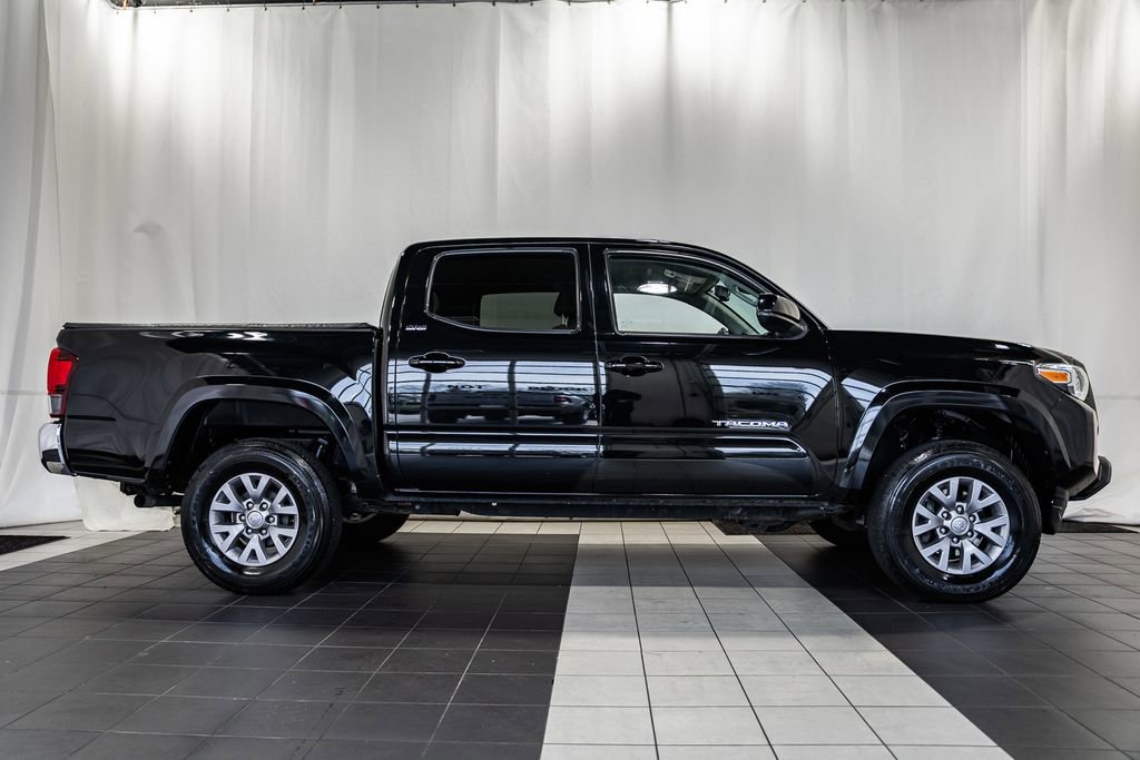 Used 2019 Toyota Tacoma SR5 image 3