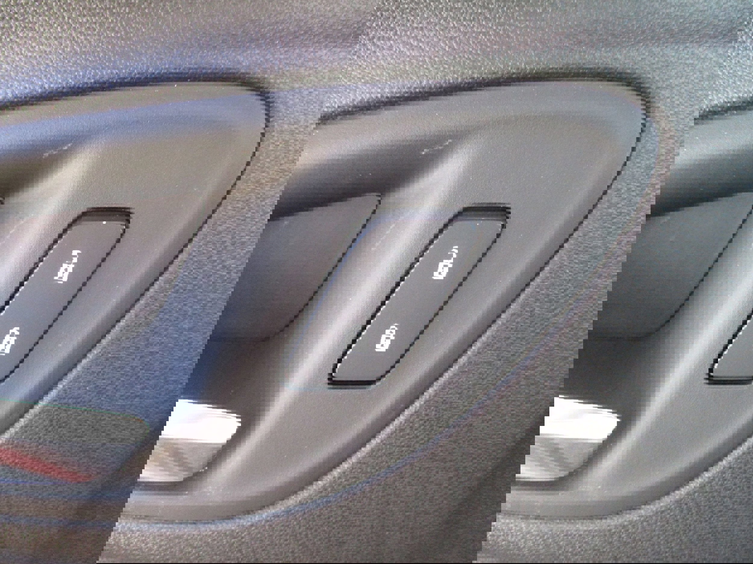 Used 2024 Buick Encore GX Sport Touring w/ Comfort Package image 28