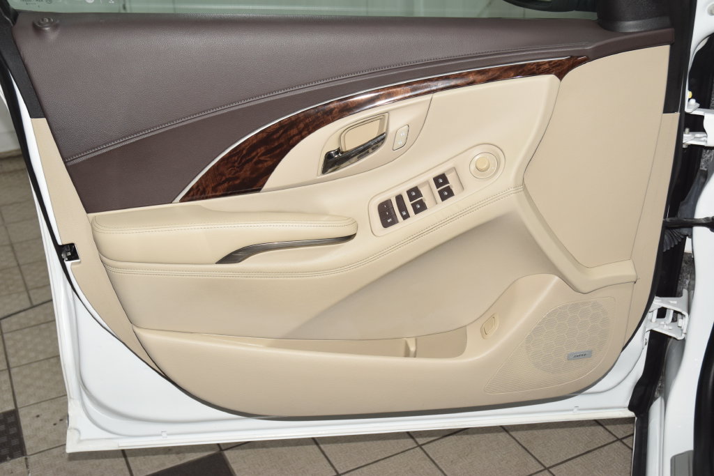 Used 2016 Buick LaCrosse Leather w/ Experience Buick Package FWD image 39