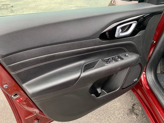Used 2022 Jeep Compass High Altitude AWD/4WD image 19