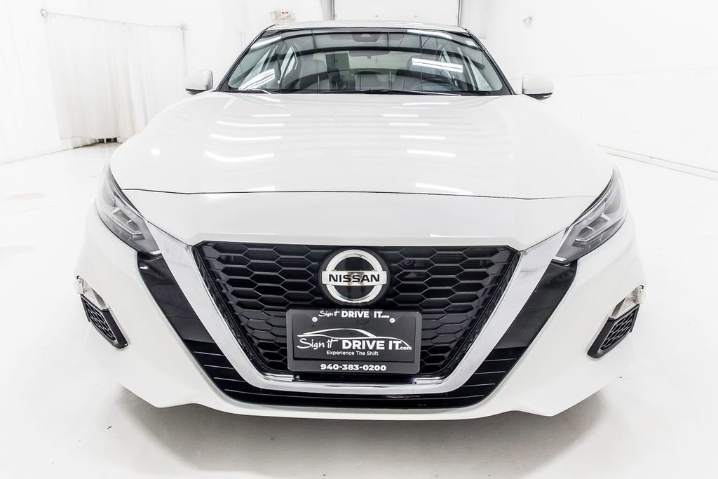 Used 2021 Nissan Altima 2.5 SV w/ SV Premium Package FWD image 9