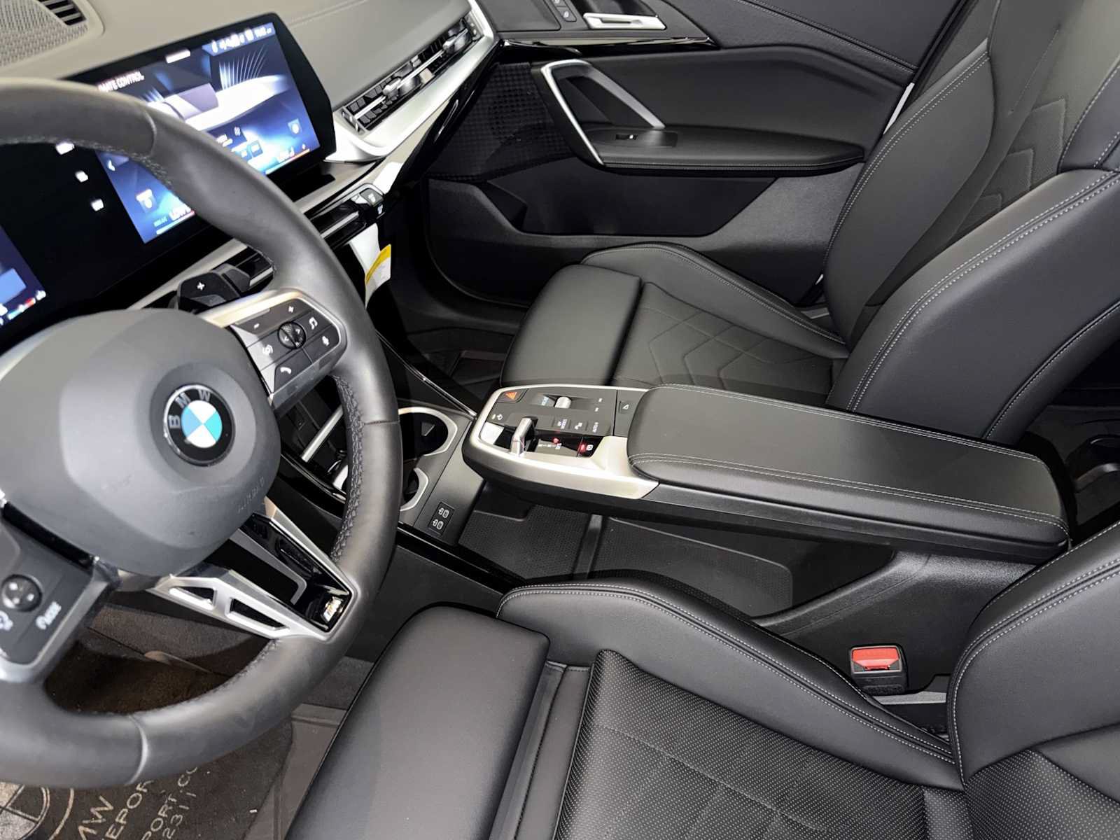 Used 2026 BMW X2 xDrive28i w/ M Sport Package AWD/4WD image 19