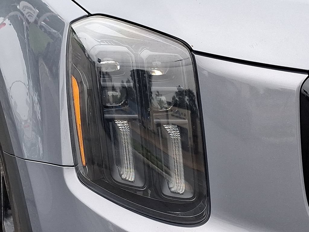 Used 2024 Kia Telluride EX X-Line AWD/4WD image 10