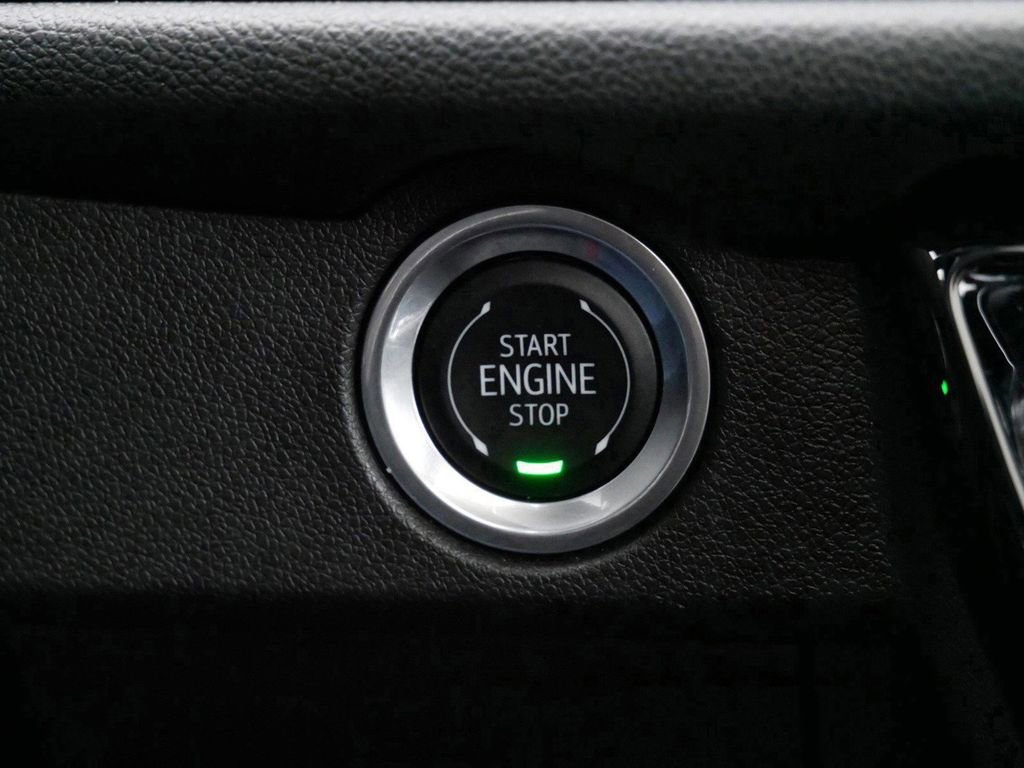 Used 2024 Chevrolet Traverse RS w/ LPO, Floor Liner Package image 29