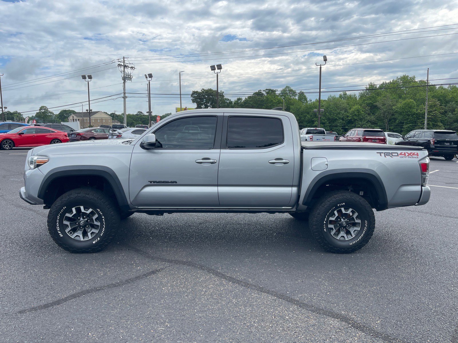 Used 2021 Toyota Tacoma TRD Off-Road w/ Technology Package AWD/4WD image 13
