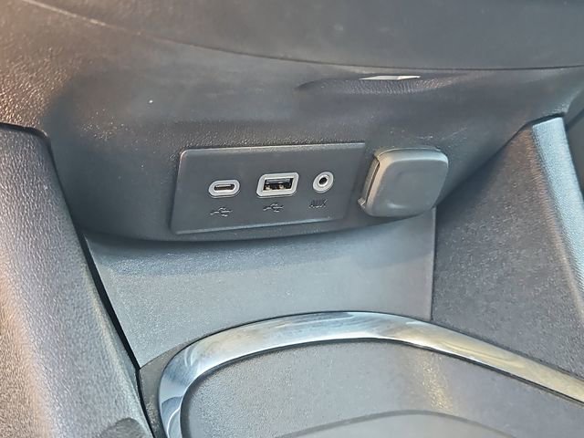 Used 2023 Chevrolet Malibu LT image 26