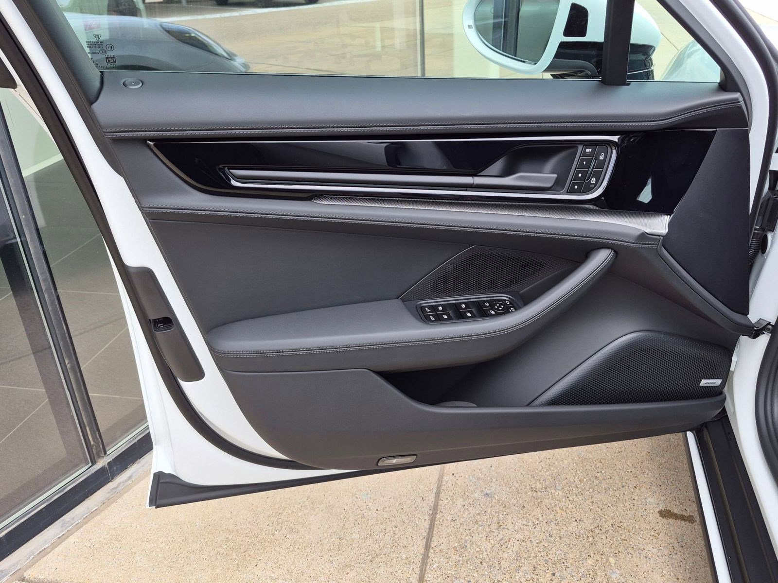 New 2026 Porsche Panamera image 13