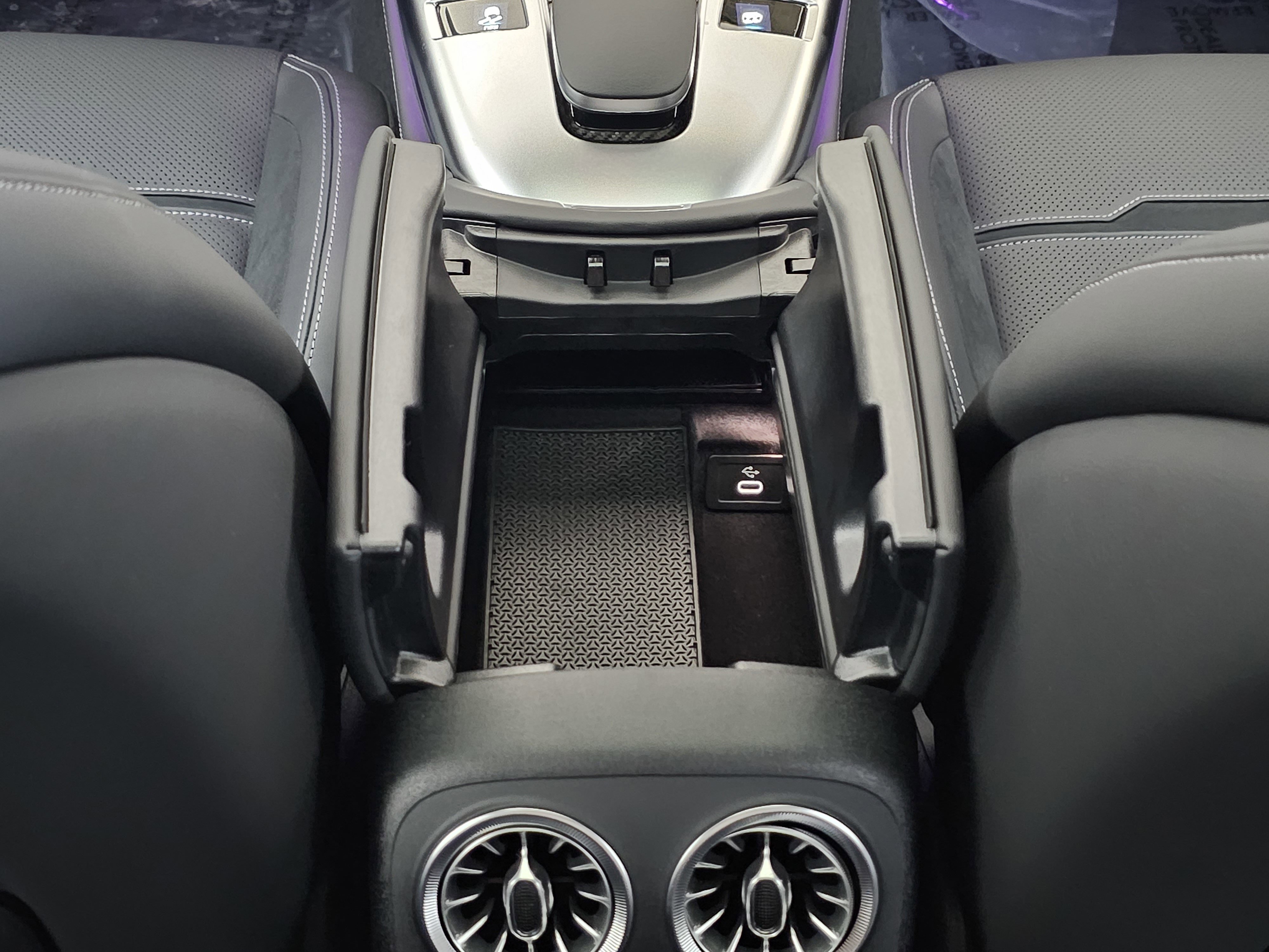 New 2026 Mercedes-Benz AMG GT 53 image 33