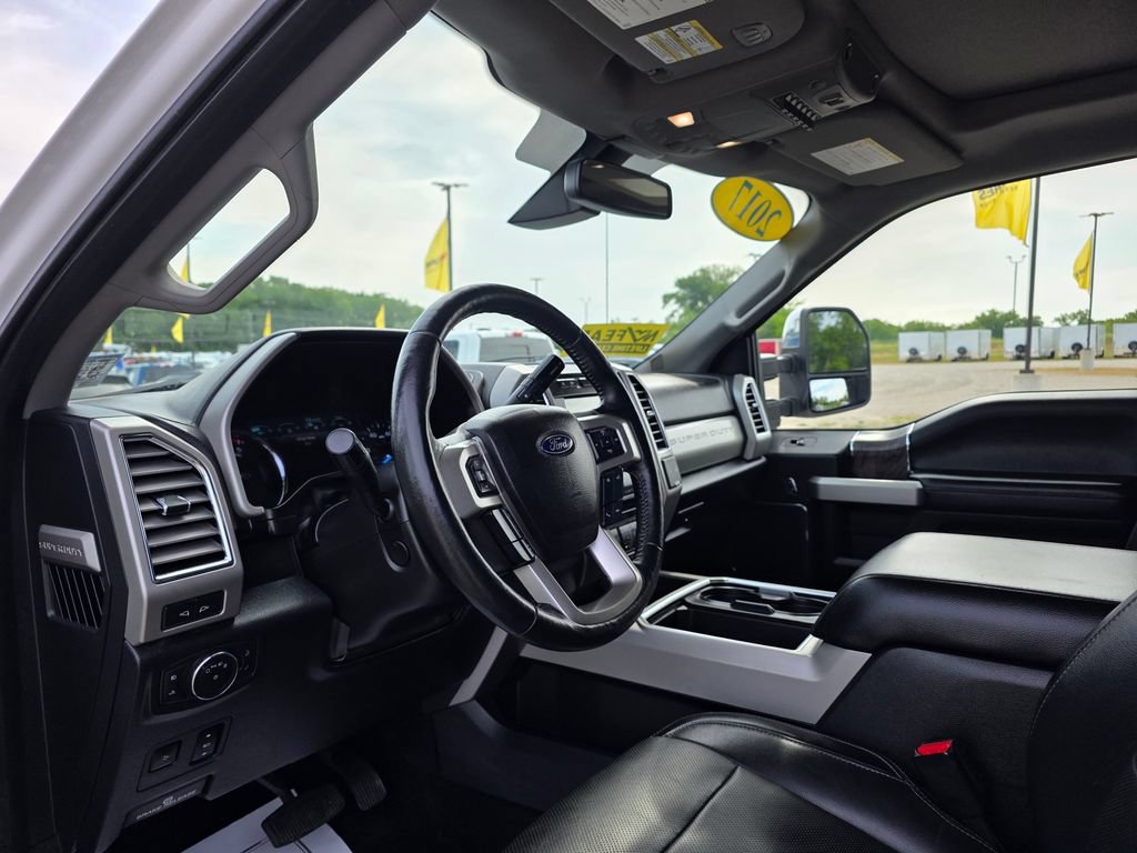 Used 2017 Ford F350 Lariat w/ Lariat Ultimate Package AWD/4WD image 17