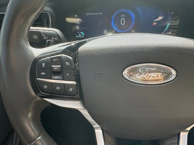 Used 2021 Ford Explorer Platinum w/ Equipment Group 601A image 22