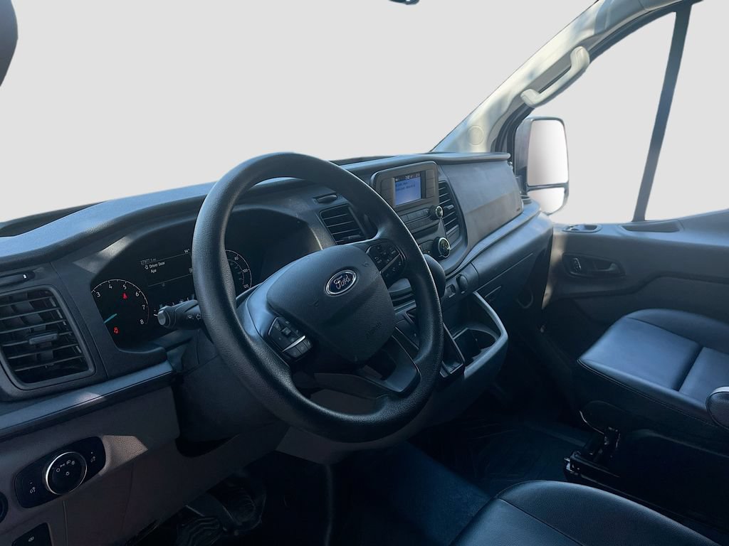 Used 2024 Ford Transit 250 Low Roof AWD image 9