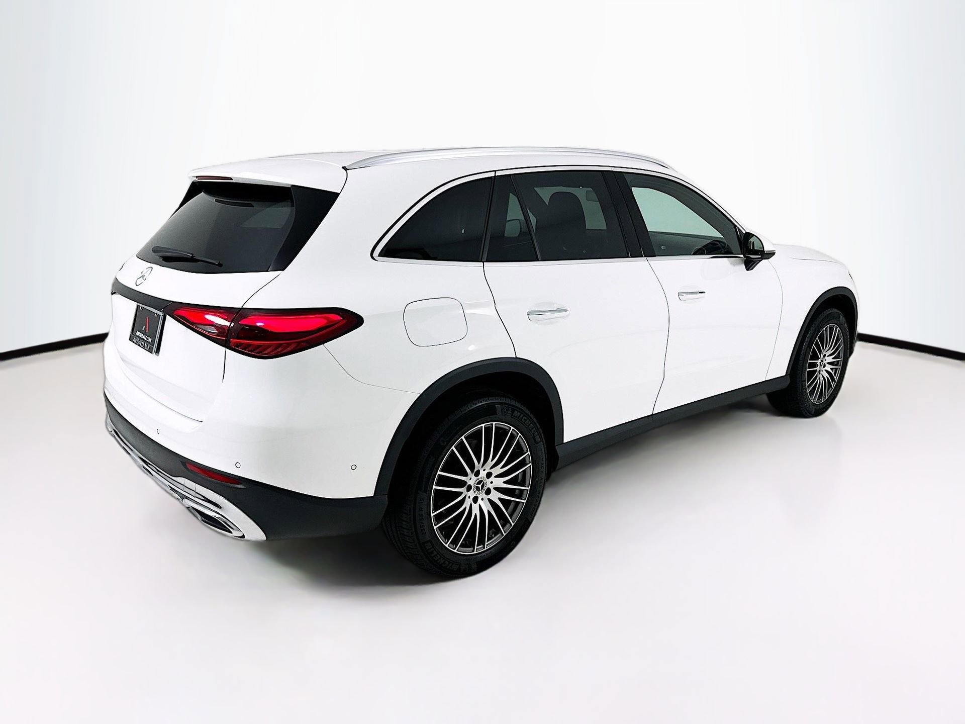 Certified 2025 Mercedes-Benz GLC 300 image 8