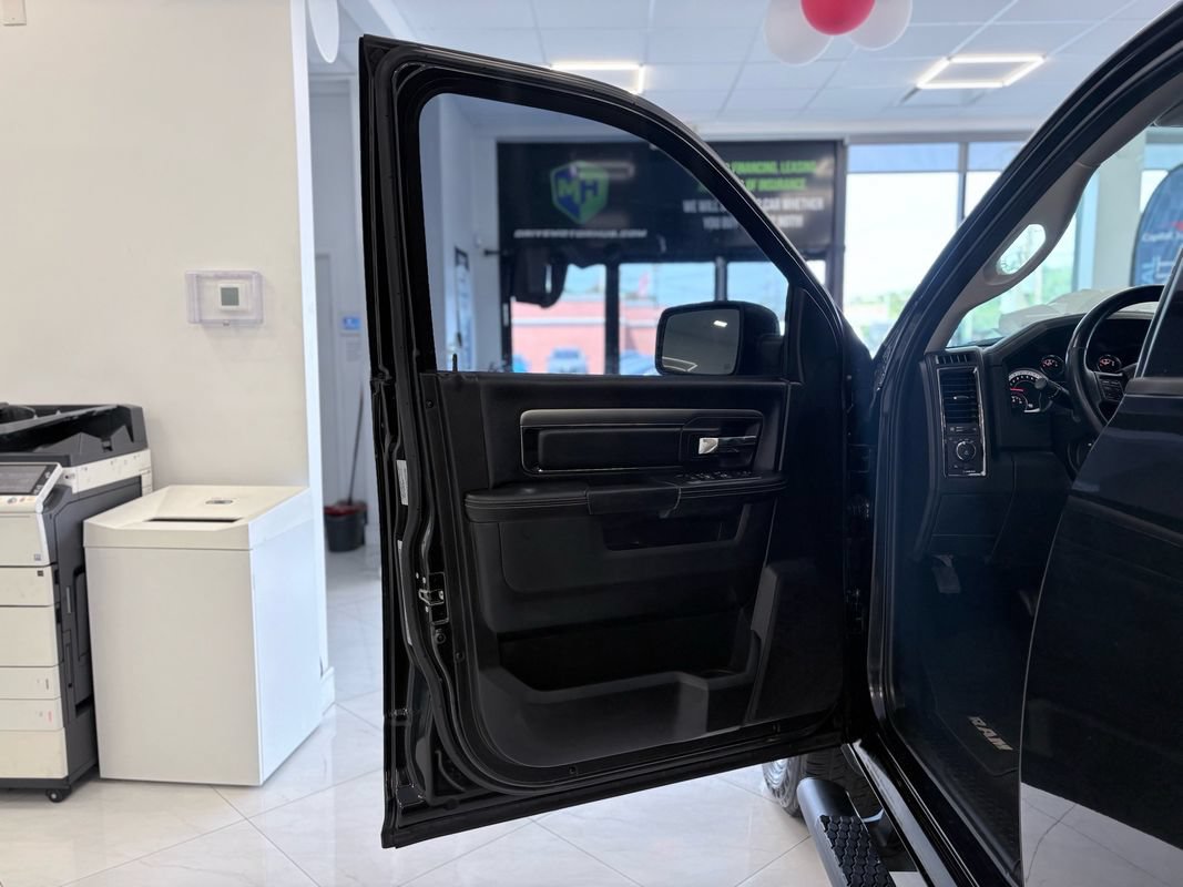 Used 2017 RAM 1500 Sport w/ Black Ram 1500 Sport Group AWD/4WD image 34