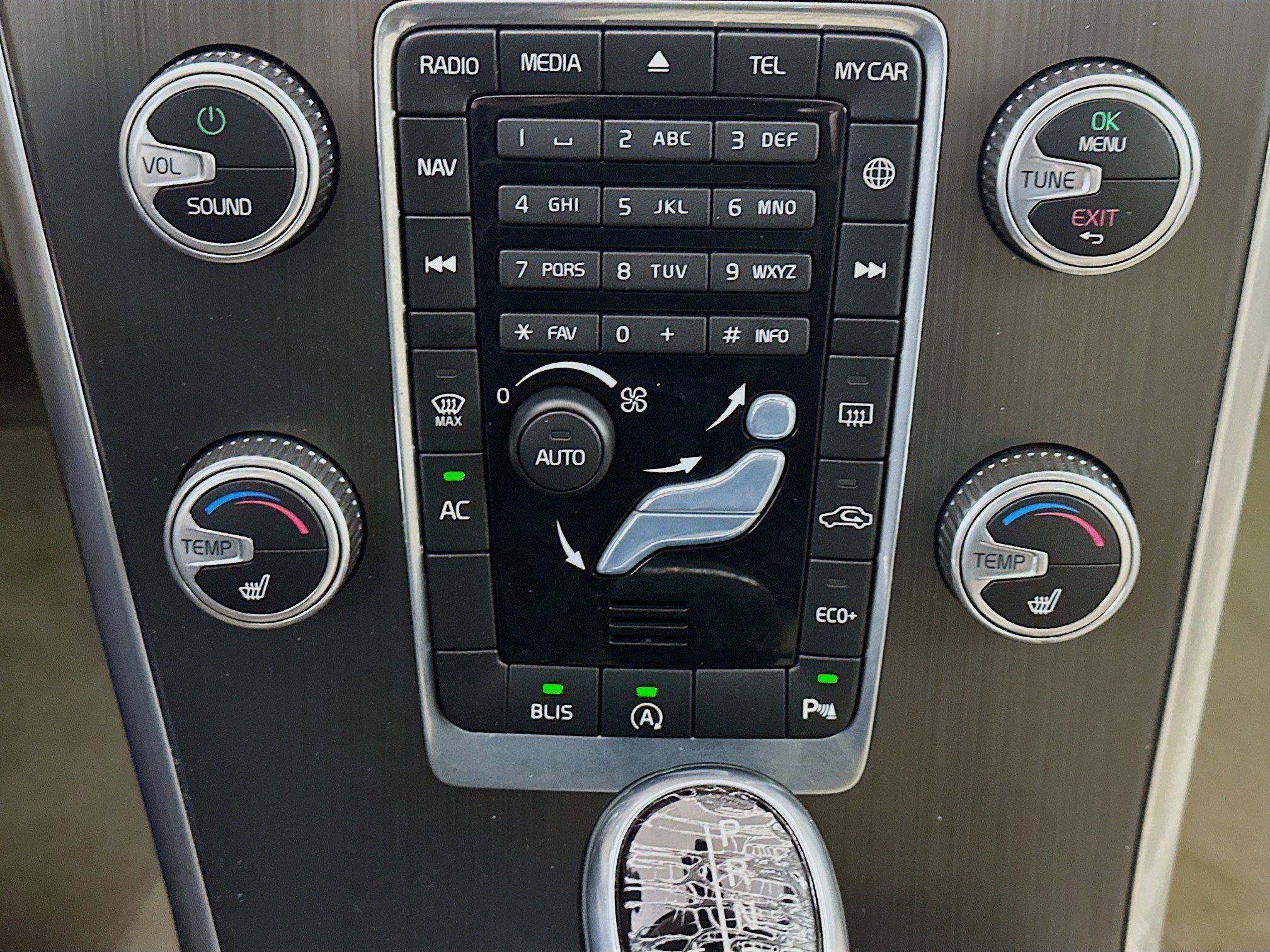 Used 2015 Volvo XC60 T5 Premier image 22