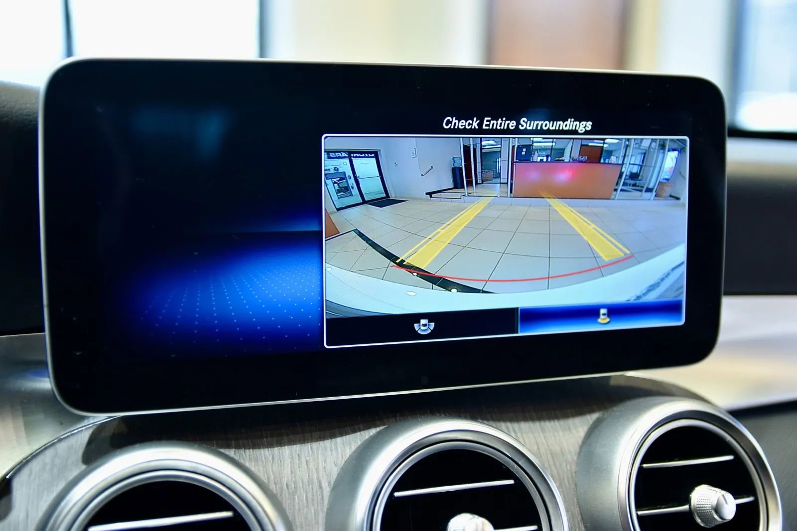 Used 2020 Mercedes-Benz C 300 4MATIC Sedan image 16