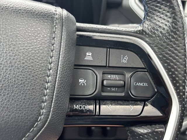 Used 2024 Toyota Tundra Platinum AWD/4WD image 28