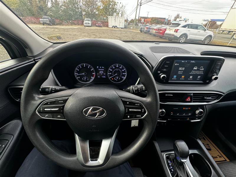 Used 2019 Hyundai Santa Fe SE AWD/4WD image 18