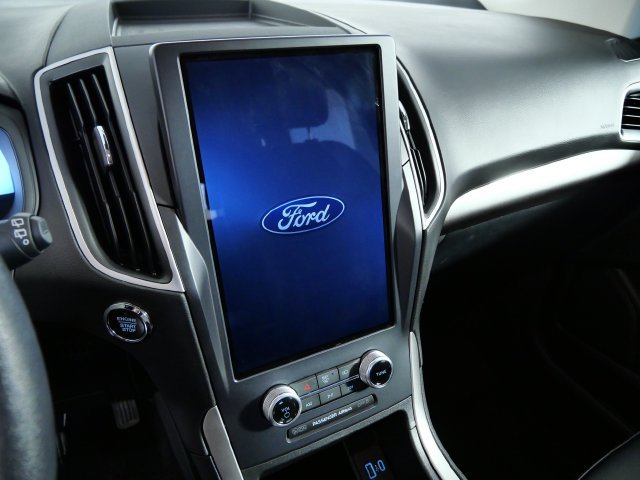 Certified 2024 Ford Edge SEL w/ Convenience Package AWD/4WD image 18