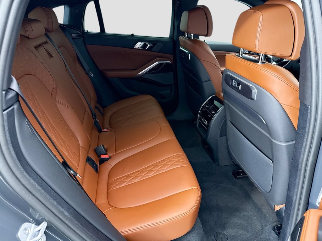 New 2027 BMW X6 xDrive40i w/ Executive Package AWD/4WD image 21