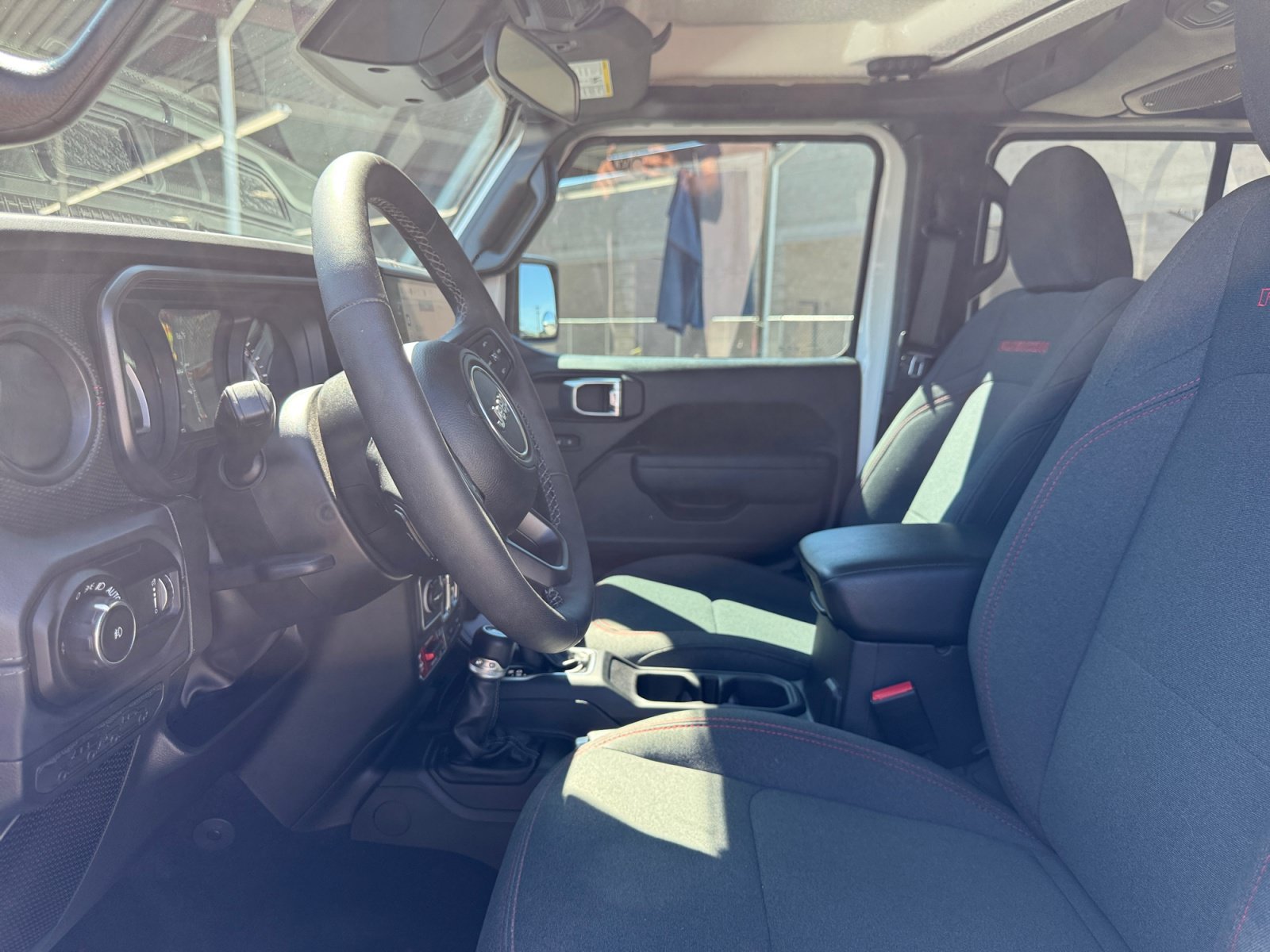 Used 2026 Jeep Wrangler Unlimited Rubicon AWD/4WD image 13