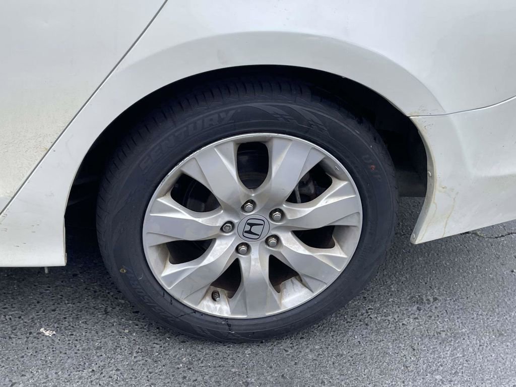 Used 2010 Honda Accord EX-L image 27