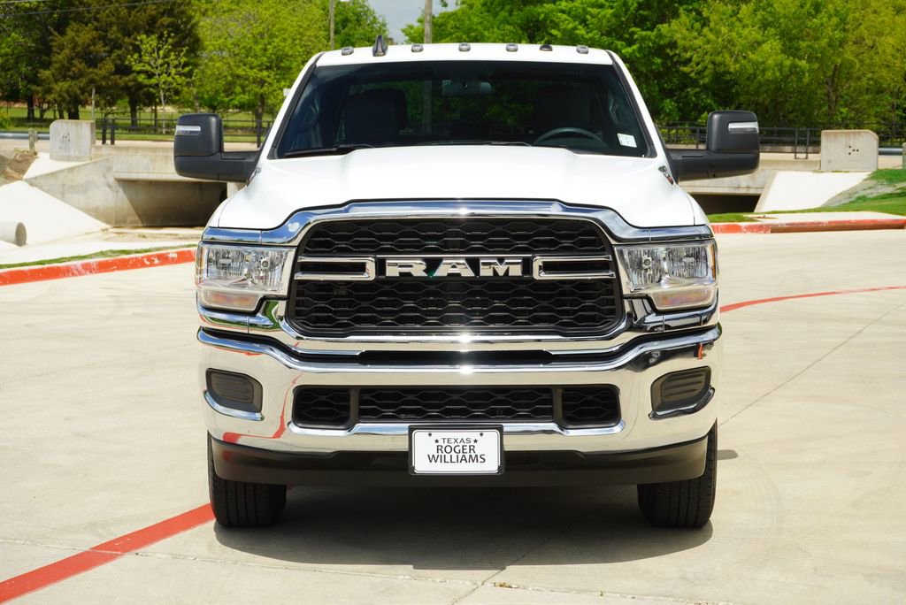 Used 2024 RAM 2500 Tradesman w/ Chrome Appearance Group image 7
