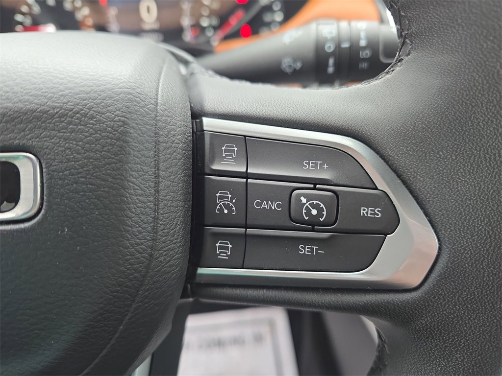 Used 2023 Jeep Compass Limited image 18