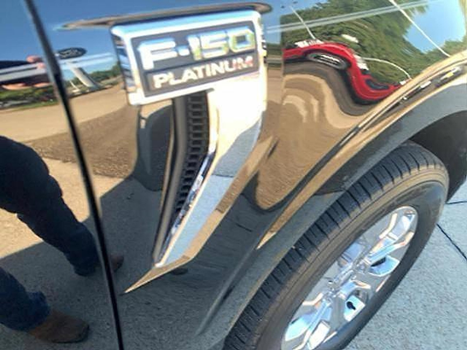 Used 2022 Ford F150 Platinum w/ Equipment Group 701A High image 14