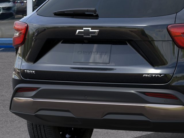 New 2026 Chevrolet Trax ACTIV w/ Sunroof Package FWD image 16