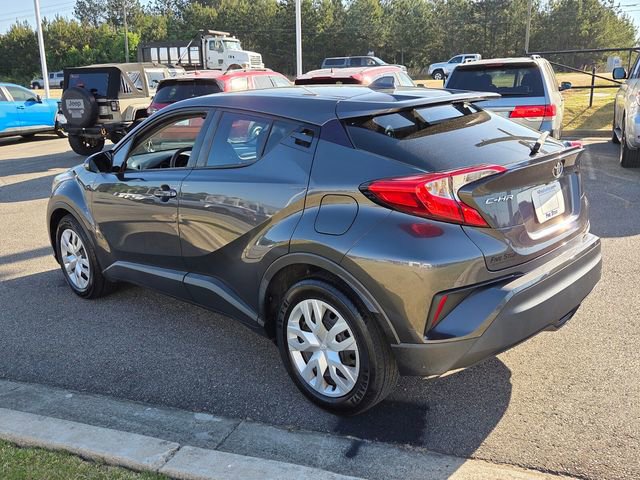 Used 2021 Toyota C-HR LE FWD image 8