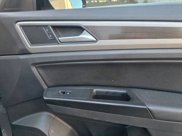 Used 2019 Volkswagen Atlas SEL R-Line AWD/4WD image 54