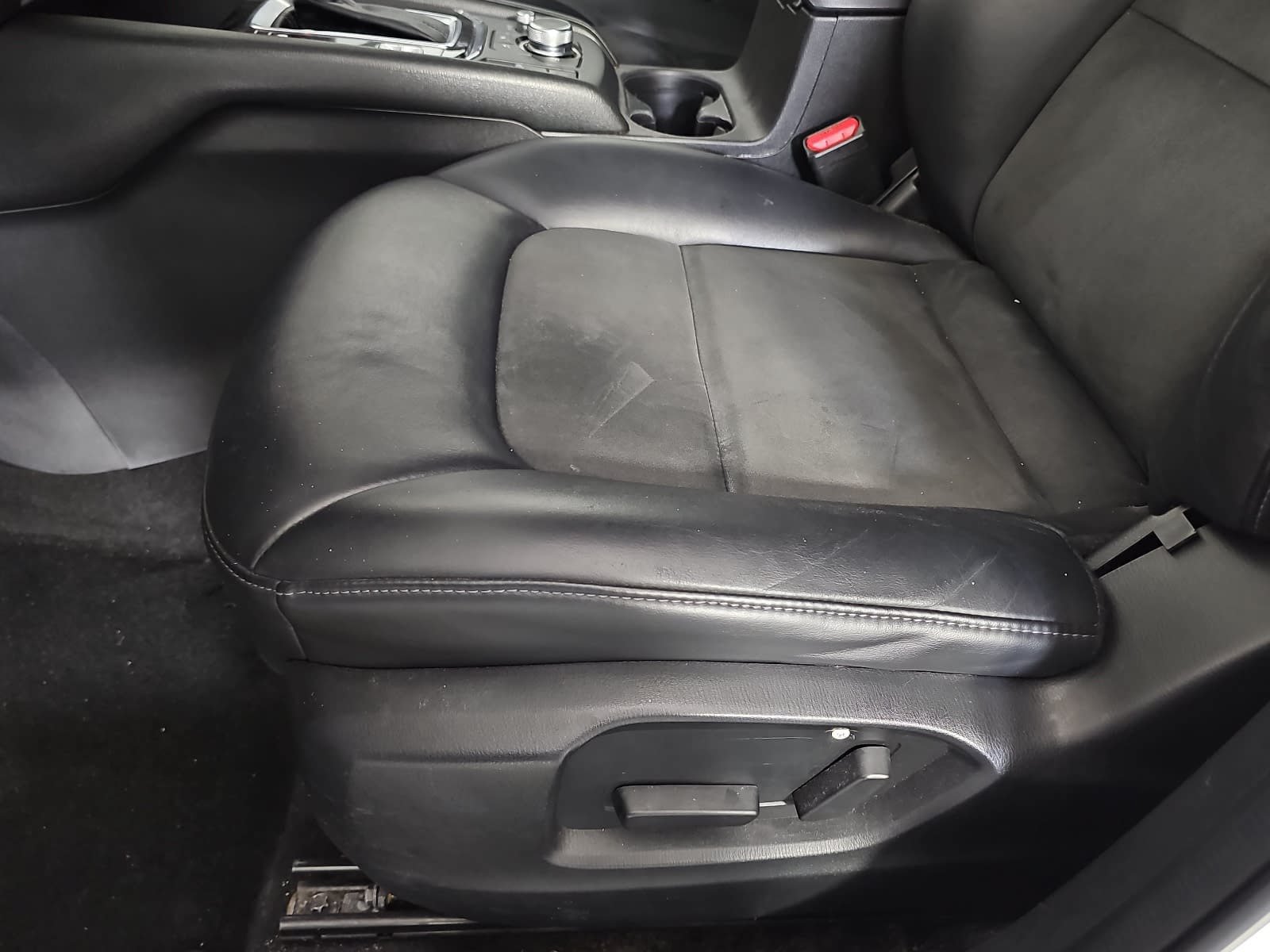 Used 2020 MAZDA CX-5 Touring FWD image 26