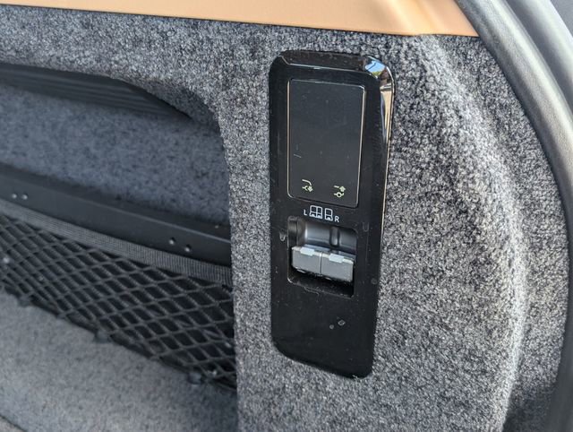 Used 2024 Land Rover Range Rover SE image 14