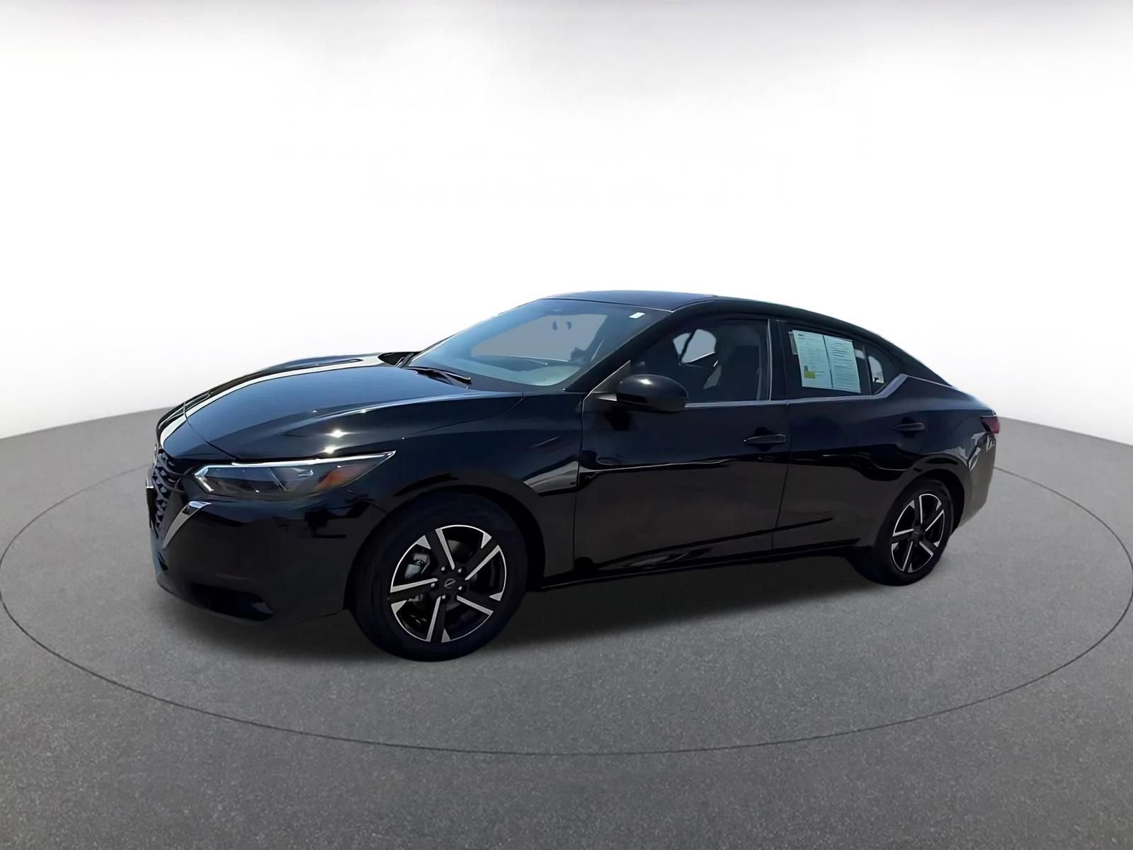 Used 2025 Nissan Sentra SV FWD image 8