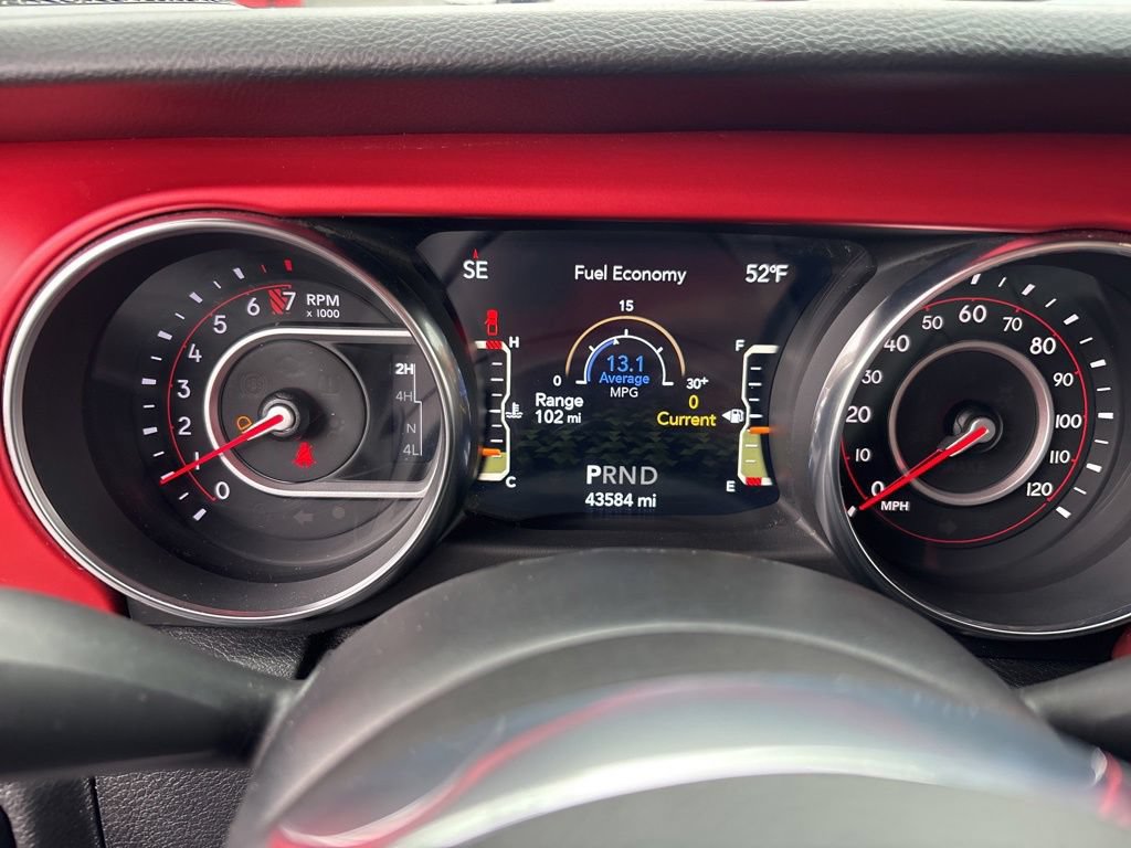 Used 2021 Jeep Gladiator Rubicon w/ Cold Weather Group AWD/4WD image 28