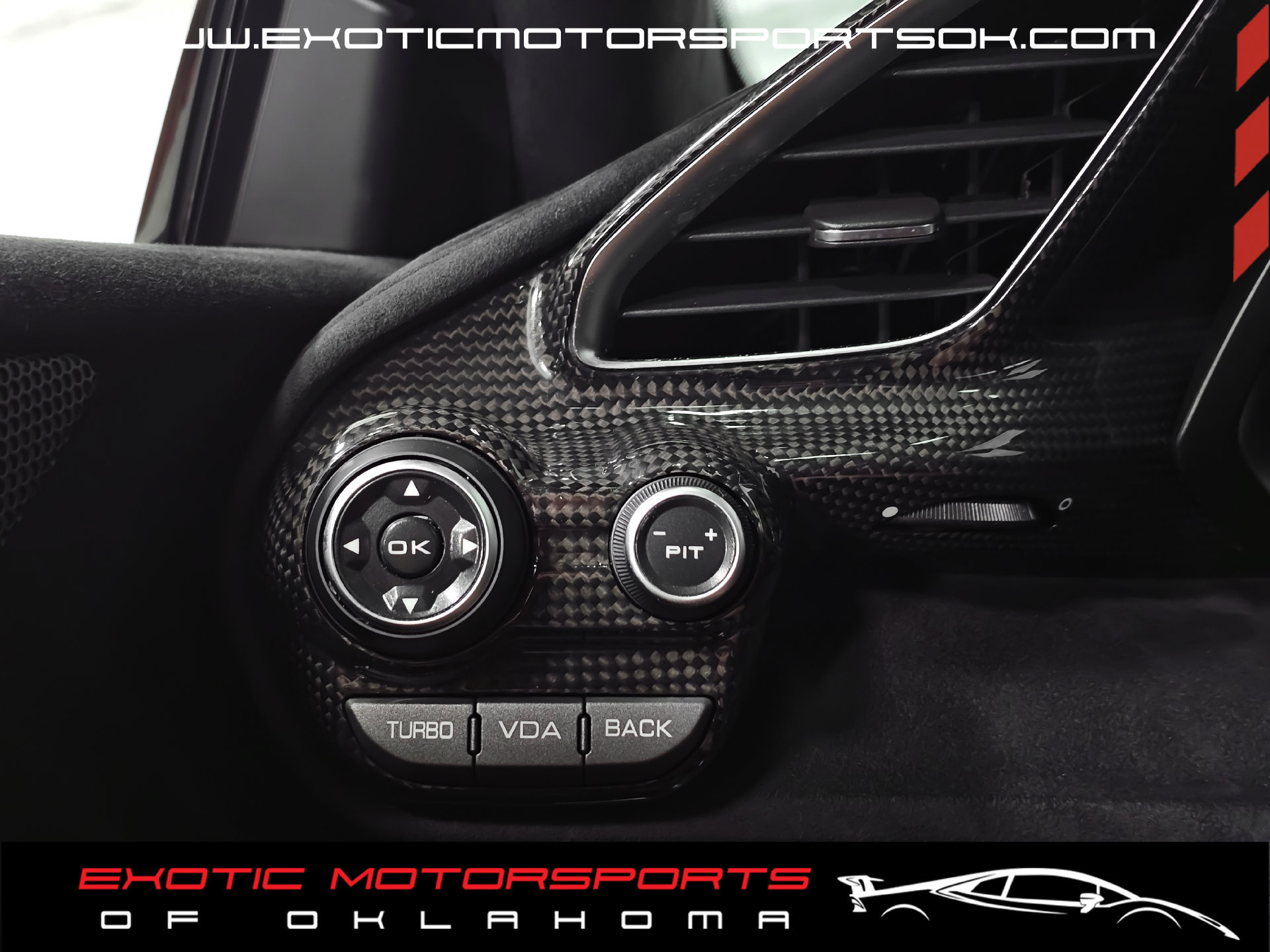 Used 2020 Ferrari 488 Pista Coupe RWD image 47