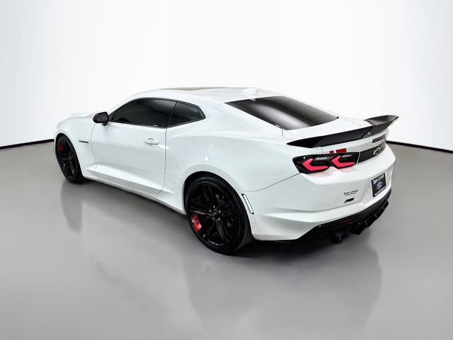 Used 2022 Chevrolet Camaro LT w/ Redline Edition RWD image 5