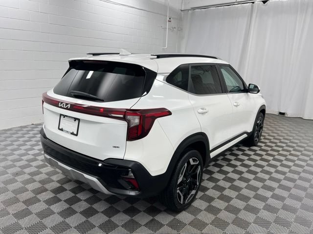 Used 2024 Kia Seltos SX AWD/4WD image 5