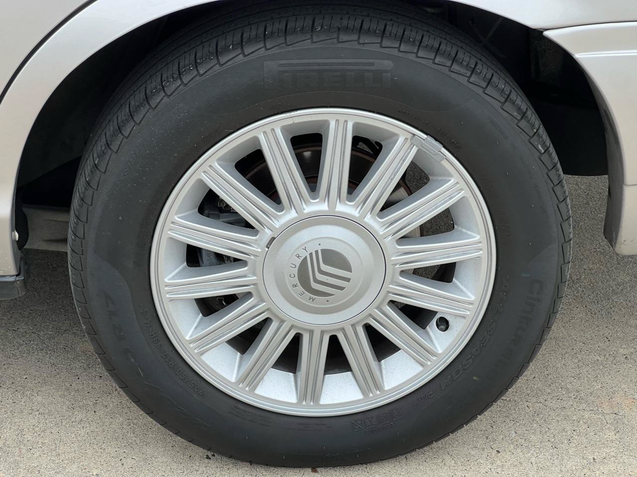 Used 2009 Mercury Grand Marquis LS RWD image 18
