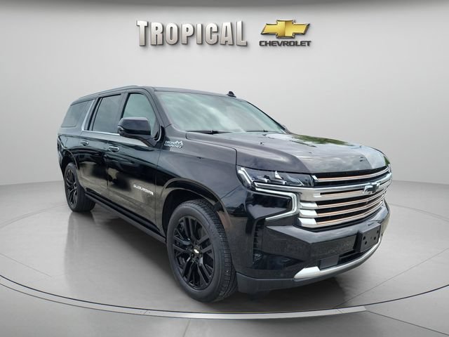 Used 2024 Chevrolet Suburban High Country AWD/4WD image 7