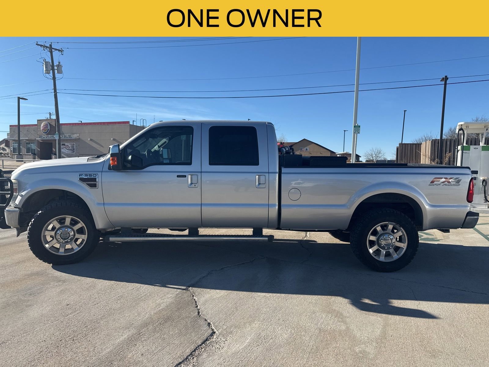 Used 2010 Ford F350 Lariat image 6